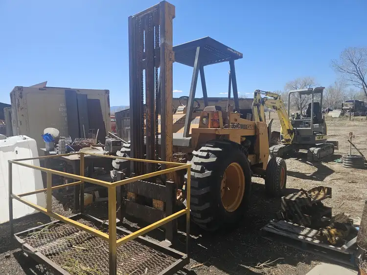 Used 1981 CASE 584C Internal Combustion Forklifts: Pneumatic Tire Colorado US | ABN Services #1339258
