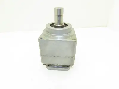 Sakanishiseiki EIG075-0090 Planetary Gear Reducer 9:1 Ratio Servo Motor
