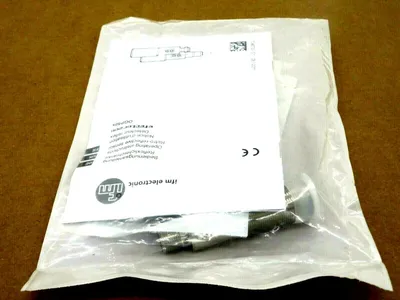 NEW EFECTOR IFM OGP-FPKG/US100-OGP500 RETRO REFLECTIVE SENSOR OGP500