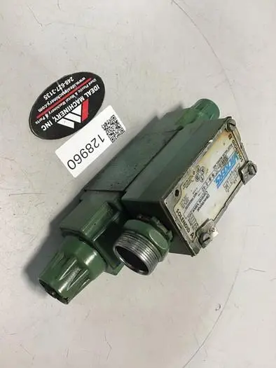 Used VICKERS DG4V32CMWB40 Valves/Fittings Michigan US | Ideal Machinery #708752