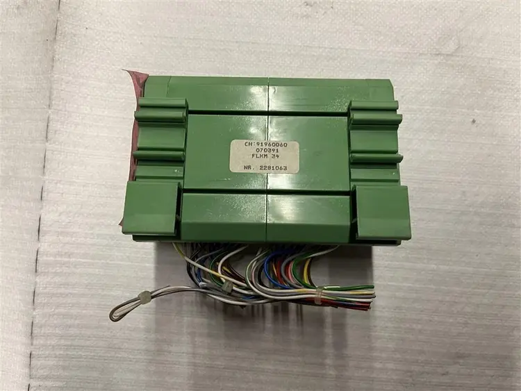 Used PHOENIX CONTACT FLKM 34 - 2281063 Misc Electrical & Power Parts BE | Apt International N.V #363925