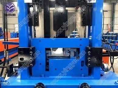 Fully Automatically CZ Purlin Machine in China