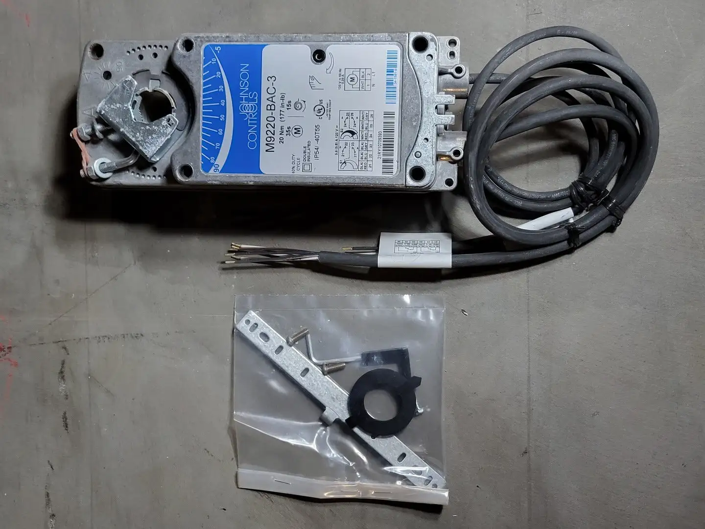 Used JOHNSON CONTROLS M9220-BAC-3 Electric Motor Driven Actuators British Columbia CA | Lenmark #255318