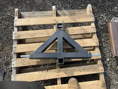 Used WOLVERINE TQH-26-01C TRAILER RECEIVER HITCH ADAPTER Hitches Michigan US | Miedema Asset Management Group #1579577