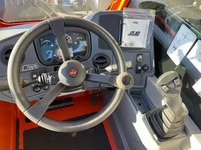 New | in-Stock 2023 JLG 742 Telehandlers New York US | United Lift #1446462