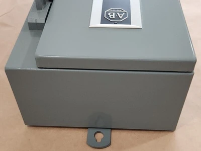 NEW Allen-Bradley 713-AJBD61