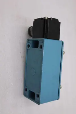 HONEYWELL 51ML10 LIMIT SWITCH STOCK K2114CC