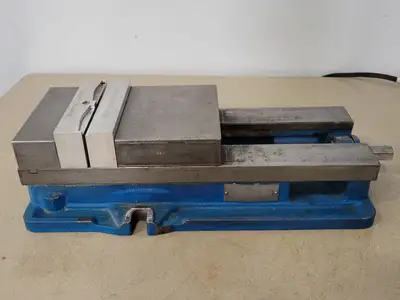 6" Milling Vise w/ CB-4B Seal Clamp OP2