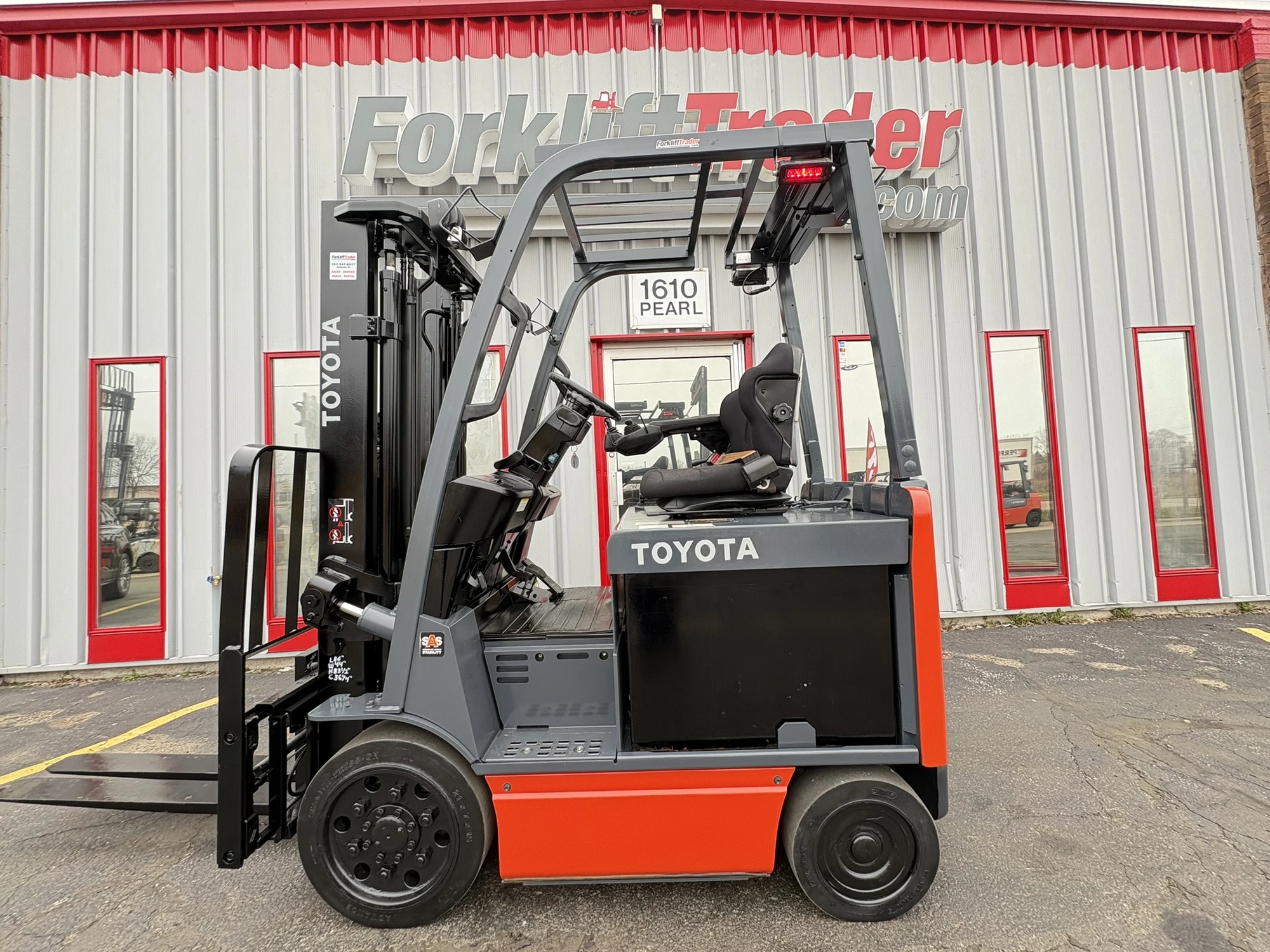 USED 2018 TOYOTA 8FBCU25