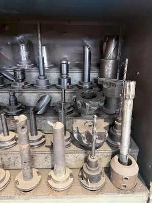CAT 50 TOOLING W/ CABINET INCLUDED. STOCK # 0325326