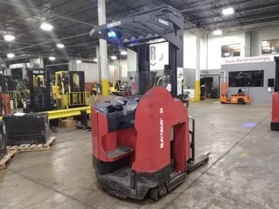 USED 2015 RAYMOND 770 DR32TT