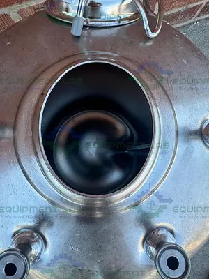 USED ALLOY PRODUCTS 45 LITER STAINLESS STEEL PRESSURE VESSEL 130 PSI