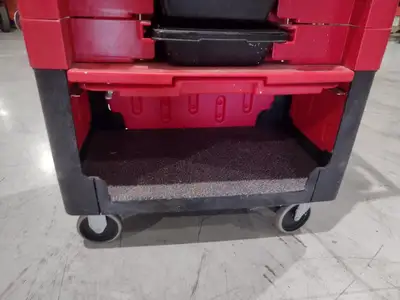 USED RUBBERMAID TRADES CART