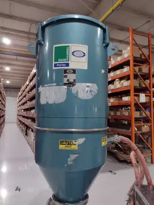 Used Universal Dynamics Mann and Hummel Protec Mann and Hummel Protec Hopper Dryers Michigan US | Maverick Industrial Sales #1401449