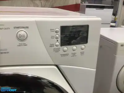 USED WHIRLPOOL DUET STEAM ELECTRIC DRYER ON STORAGE PEDESTAL HIGH EFFICIENCY ENERGY STAR