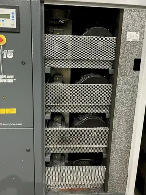 USED ATLAS COPCO SF15