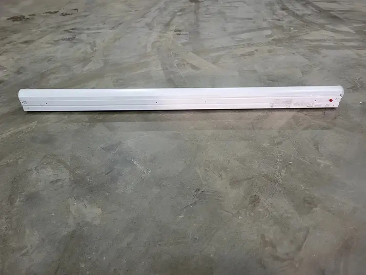 New | in-Stock DAY-BRITE FSS470L840-UNV Lighting British Columbia CA | Lenmark #251392