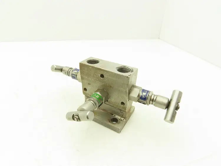 Used KENMAC _UNKNOWN_ Valves/Fittings Indiana US | Arrow Industrial #570670