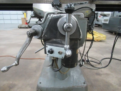 Used 1981 BRIDGEPORT SERIES I Vertical Mills Minnesota US | Machinesused.com #1566285
