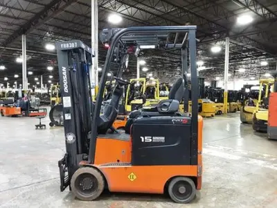 USED 2019 DOOSAN BC15S-5