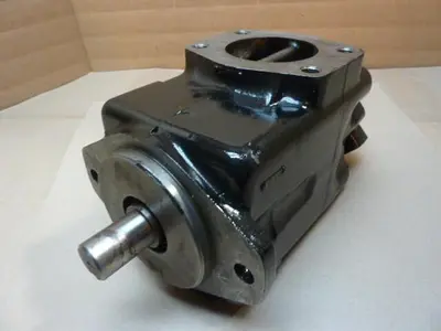 USED VICKERS 4520V60A21AA12