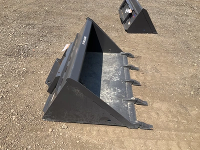 New old stock Paladin 44” high capacity bucket with teeth for a mini skid steer, welded on cutting e...