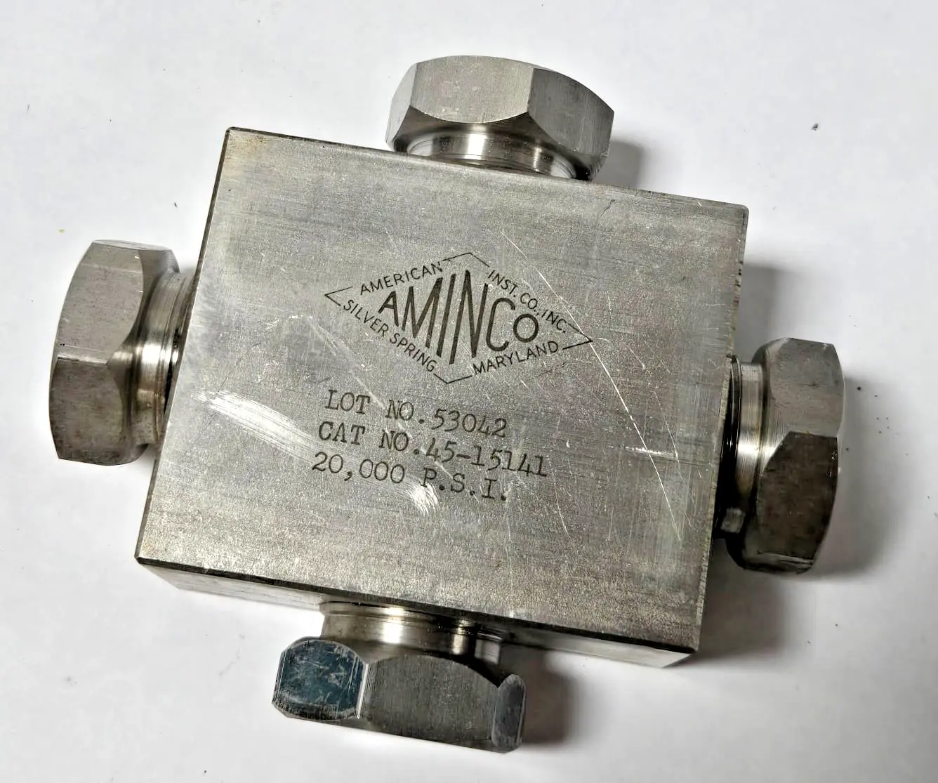 High Pressure Cross 20,000 PSI AMINCO 45-15141