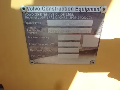2011 Volvo G946