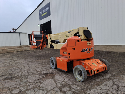 USED 2016 JLG E400AJPN