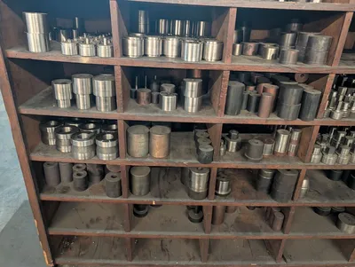 Used _UNKNOWN_ _UNKNOWN_ Punches & Dies Texas US | IRS Auction #1320742