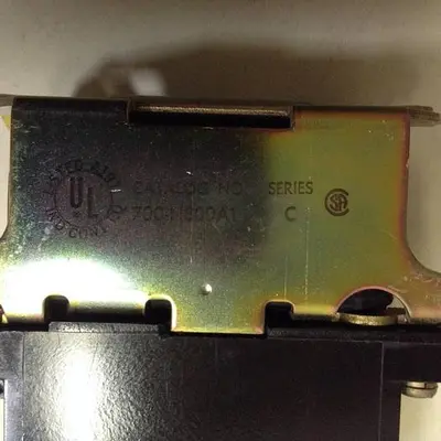USED ALLEN BRADLEY 700-N800A1 SER C