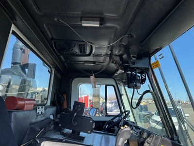 USED 2013 MACK LEU633 REFUSE PACKER BODY WITH AUTO ARM.