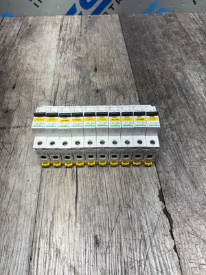 SCHNEIDER A9F74102 A9F74101 Electrical/PLC/Automation | ESS Industrial Equipment Sales (3)