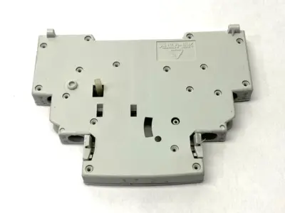 USED SIEMENS 3RV1901-1A