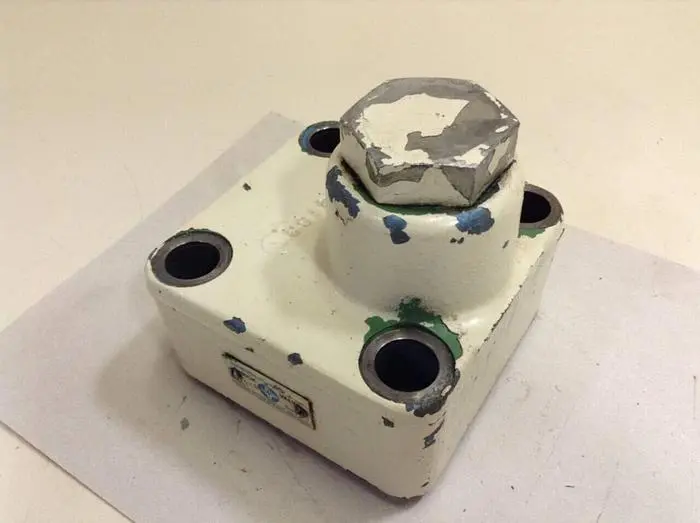 Used SPERRY VICKERS C5G 825 S8 Valves/Fittings Michigan US | Ideal Machinery #585569