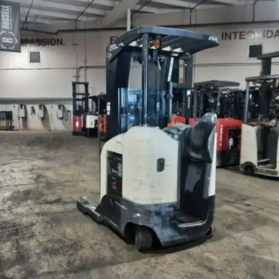 USED 2016 CROWN RR5725-45