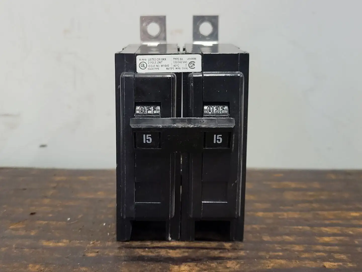 USED CUTLER-HAMMER BA215