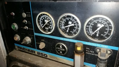 USED INGERSOLL RAND PAC AIR 250