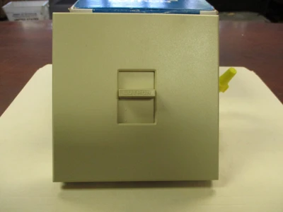USED Lutron NF-10-277-IV
