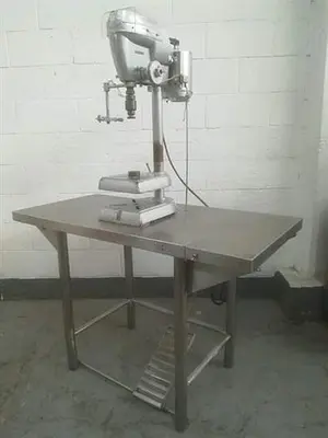Semiautomatic cap crimper