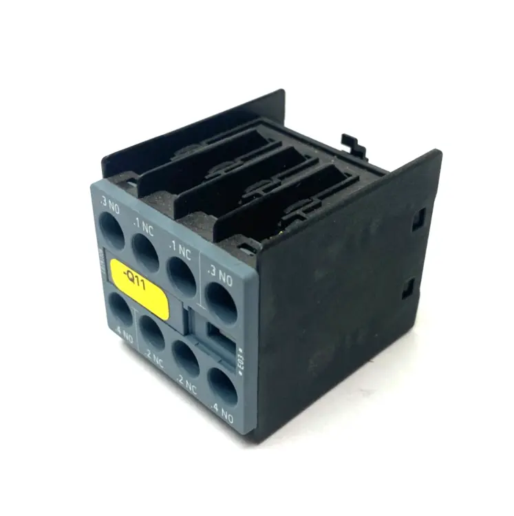 Used SIEMENS AUXILIARY CONTACT BLOCK 2NO + 2NC Contact Blocks | Maverick Industrial Sales #1107798
