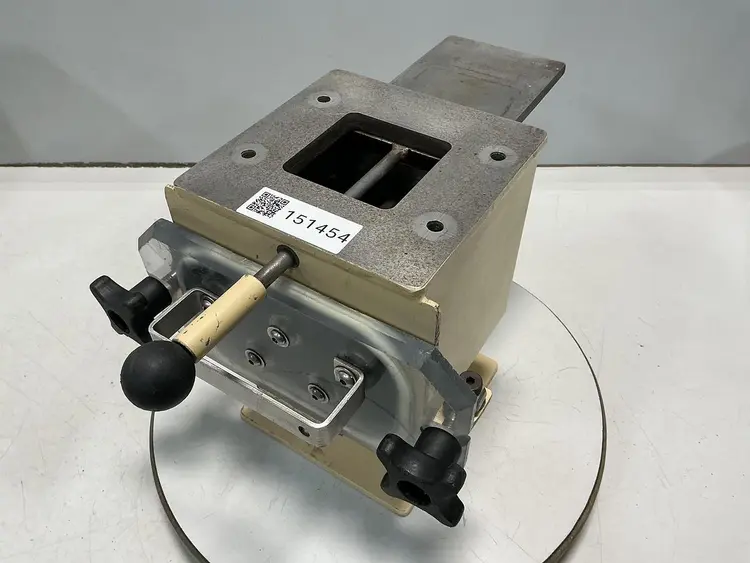 Used METAL FABRICATOR NO MODEL / NO TAG Magnets Michigan US | Ideal Machinery #689728