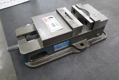 Used KURT WORKHOLDING SOLUTIONS D-675 Vises Minnesota US | Machinesused.com #1505755