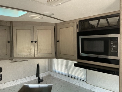 Used 2020 KEYSTONE OUTBACK 252URS Campers, Caravans, Motorhomes Michigan US | Miedema Asset Management Group #1304643