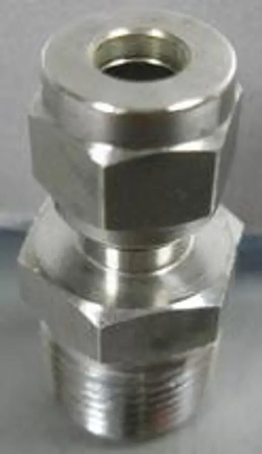 QTY. 1. SUPERLOK 1/4 TUBE X 1/4 MNPT 316 SHE &frac...