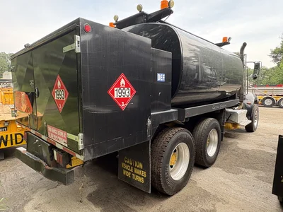 Used 2017 Peterbilt 348 Fuel & Lube Trucks Maryland US | Zadoon Equipment #1480778
