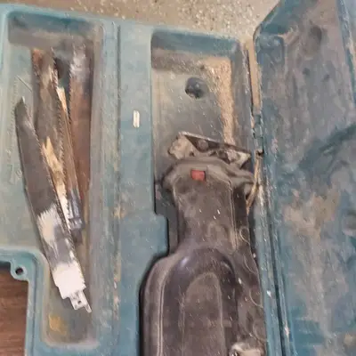 2 Makita Sawzalls, in working order