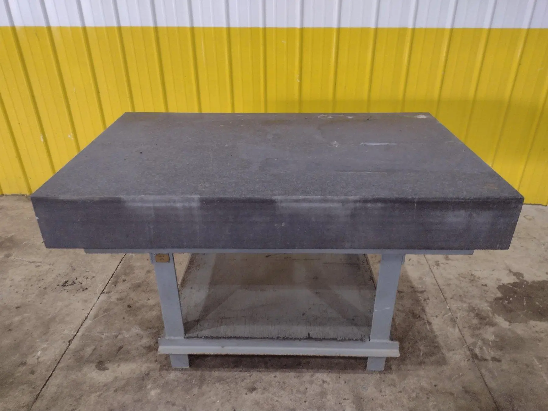 36" X 24" X 8" STARRETT BLACK PRECISION INSPECTION GRANITE SURFACE PLATE WITH STAND: STOCK 23106