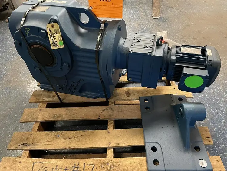 New | in-Stock SEW EURODRIVE KA107-TR77-DRE90M4 Industrial Controls | Surplus Asset Holdings #1221645