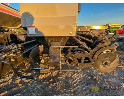 Used CRUSTBUSTER _UNKNOWN_ No-Till Drills Iowa US | Keast Enterprises #1360181